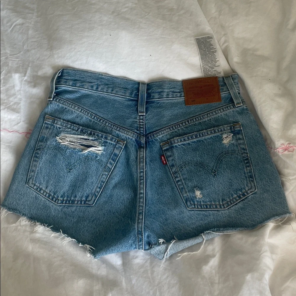Levi’s 501 Original Short in Luxor Anubis - Picture 7 of 7